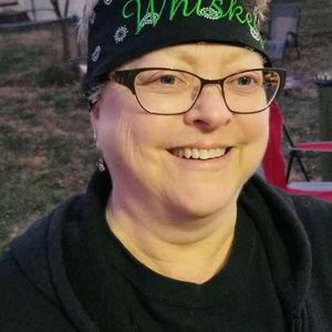 Meet your Posher, Dana